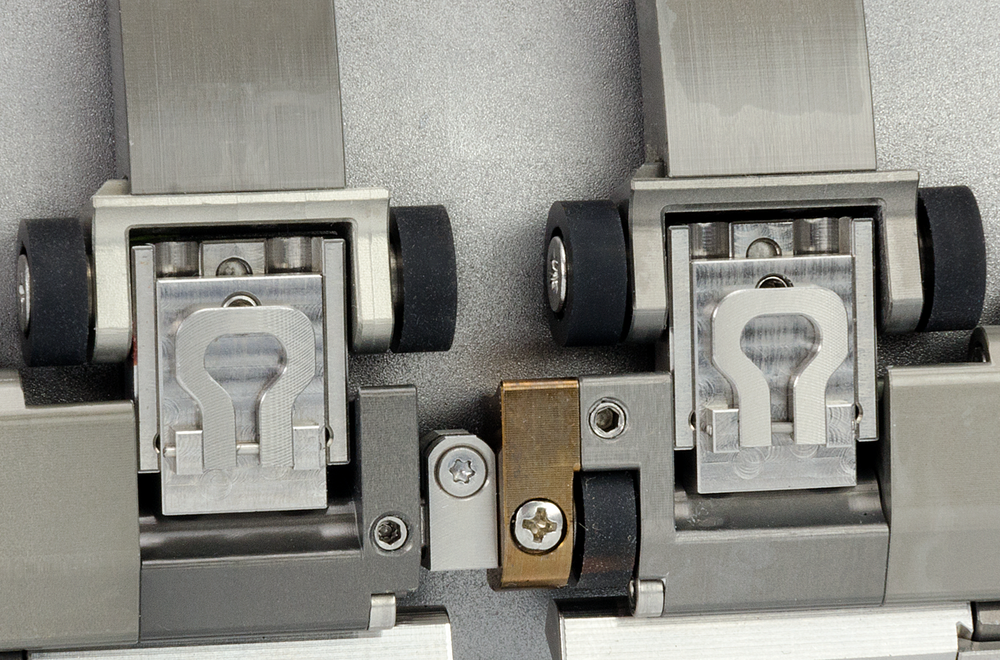 CIRC-IT - Short Latch